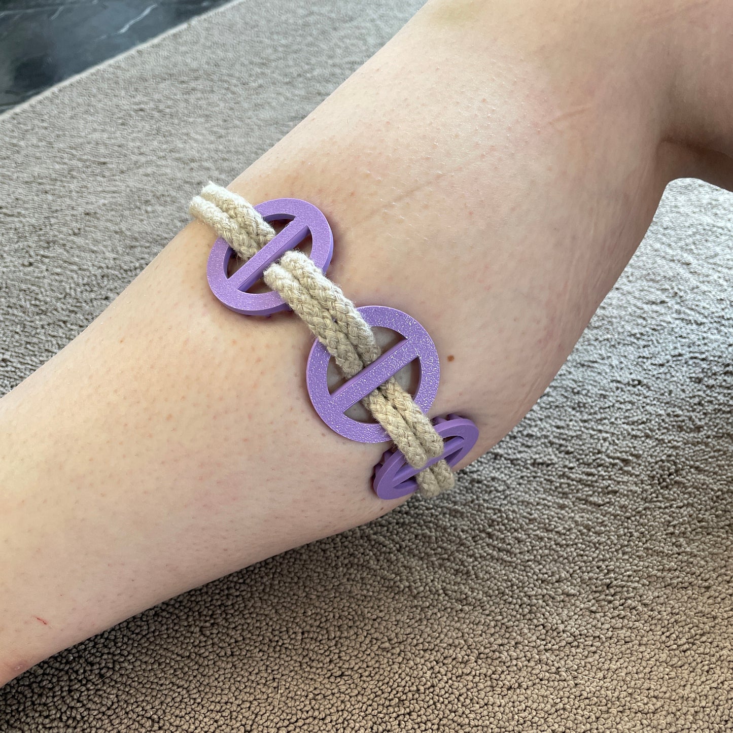 Shibari spikes for rope bondage - round
