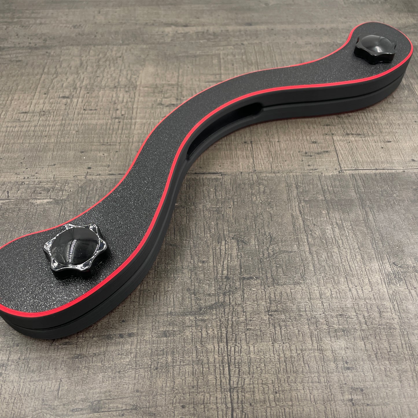Screwable humbler