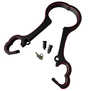Een BDSM rigid fiddle in het zwart met rode accenten